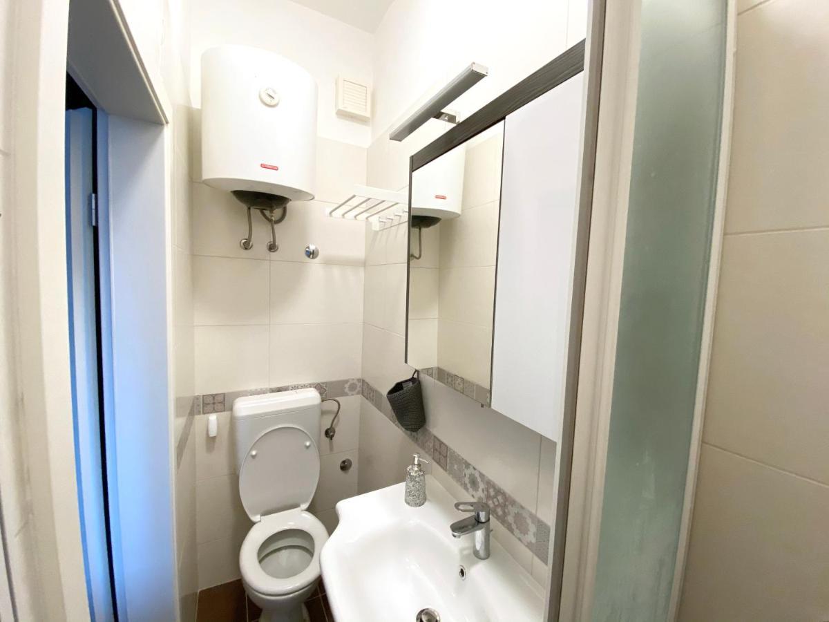 Bright Apartment 45M2 - Free Parking - Wifi Риека Экстерьер фото